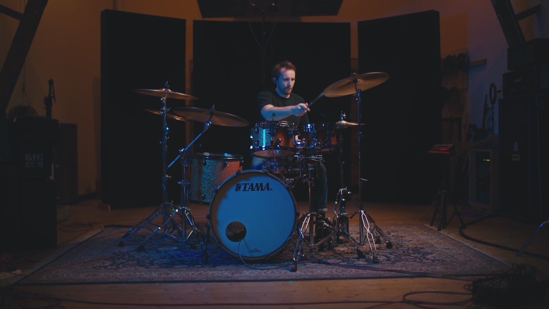 Load video: 